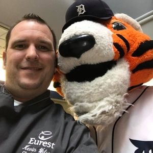 Meet your Posher, Kevin